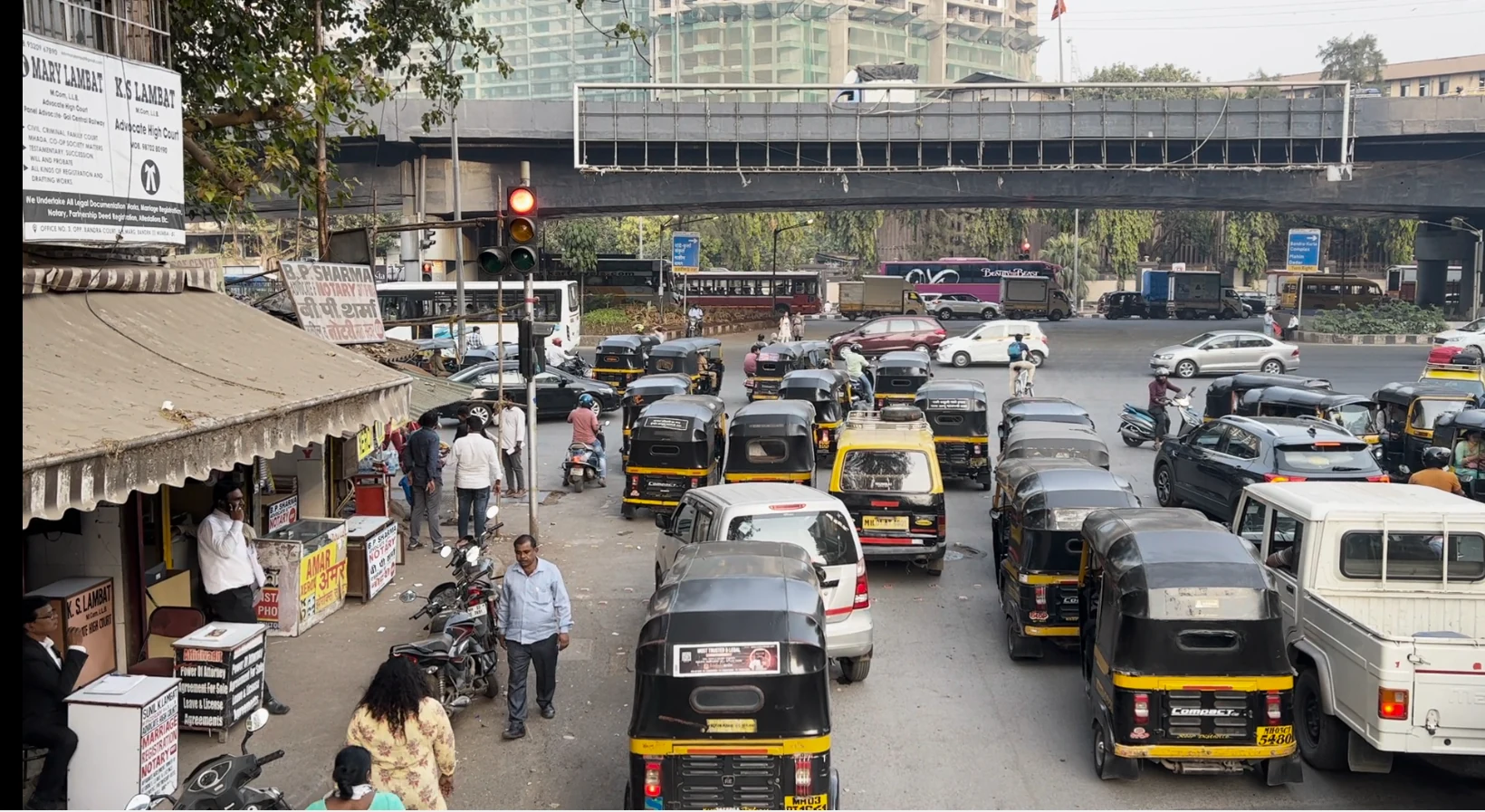 Traffic-scene frame included under the AI CCTV project in the supplied portfolio document